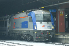 EU44-002