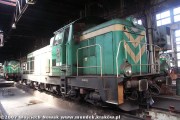SM42-700
